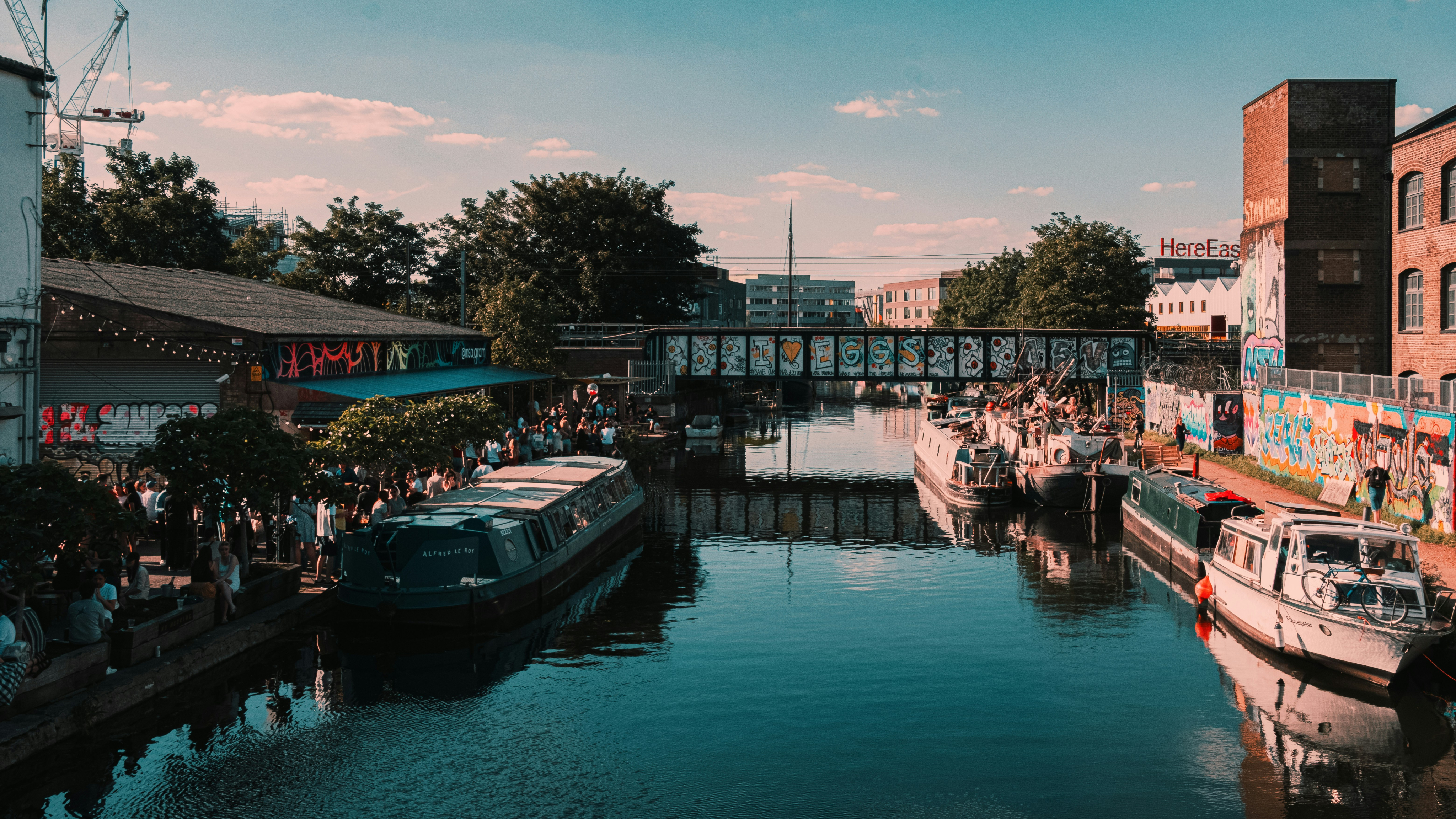 Regent's Canal: East London